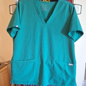 Figs V-Neck Scrub Top Sizes L
